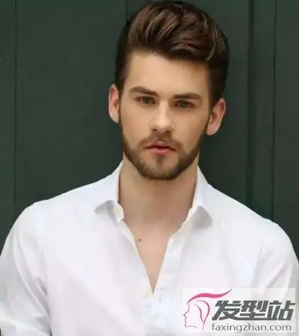 欧美男士背头发型尽显成熟男人味道