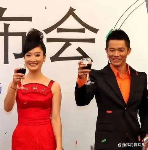 凤凰传奇长年合作为何毫无暧昧看看曾毅的妻子就明白