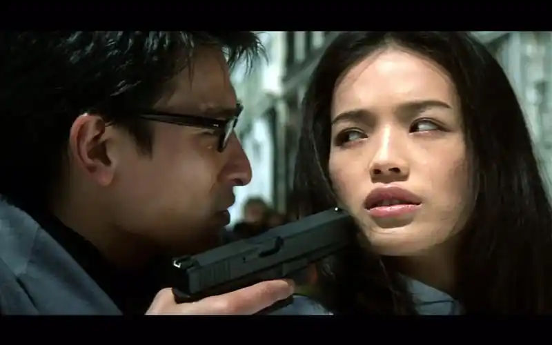 卫斯理之蓝血人 港版蓝光预告片_哔哩哔哩 (゜-゜)つロ 干杯~-bili