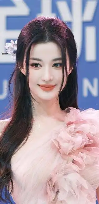 阅文ip盛典,获年度魅力ip演员|王楚然_新浪新闻