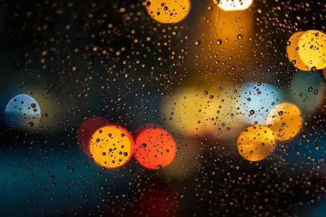 hthzkjh|如何拍摄出一扇窗的意境美?