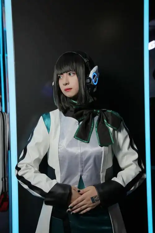 cos赏析假面骑士01伊兹