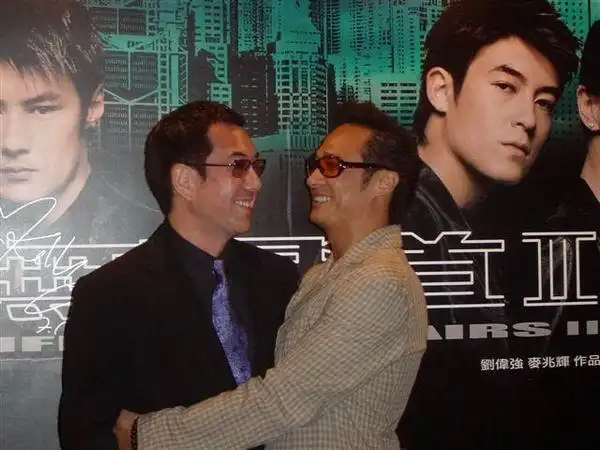 黄秋生吴镇宇_黄秋生18岁照片