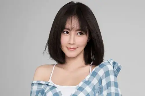 data-lemmaid="128775">香港 /a>,中国香港女歌手,演员,是香港女子