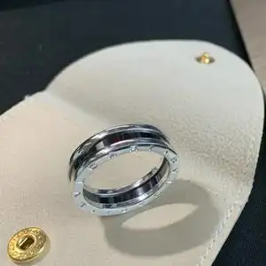 bvlgari/宝格丽戒指女正品925银慈善款戒指镶嵌黑色陶瓷指环女