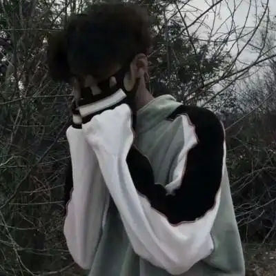 男生头像:比悲伤更悲伤的故事_男生头像_我要个性网