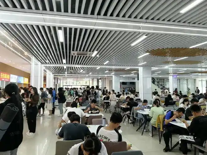 (出租) 四川工程职业技术学院大学食堂档口招商!无需转让费!设备齐全!