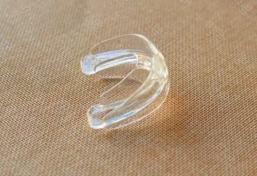 儿童早期干预矫正器