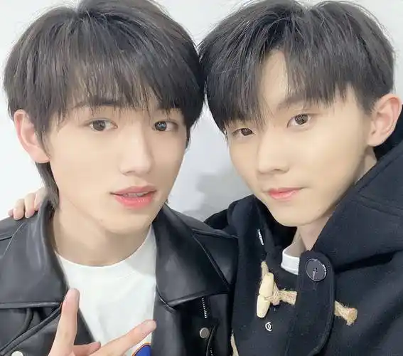 信中写到爸爸对马嘉祺的要求,字字句句,没有一处是错的.