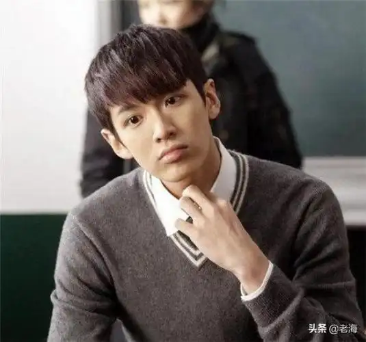 柯震东女友都有谁照片,柯震东自曝曾有五位女友照片 - 歌词译