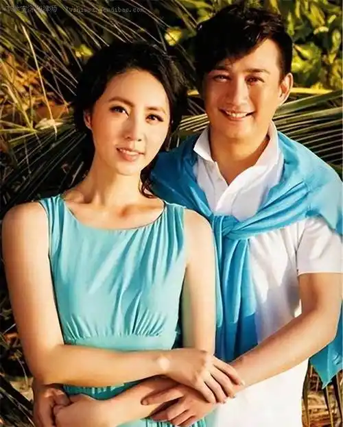 黄磊家庭崩溃,"完美"人设的遮羞布被撕掉,女儿竟然成了傀儡_黄多多