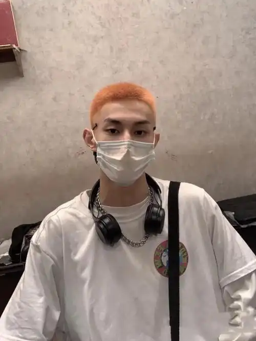 男生染什么颜色头发好看适合男生染的5款发色