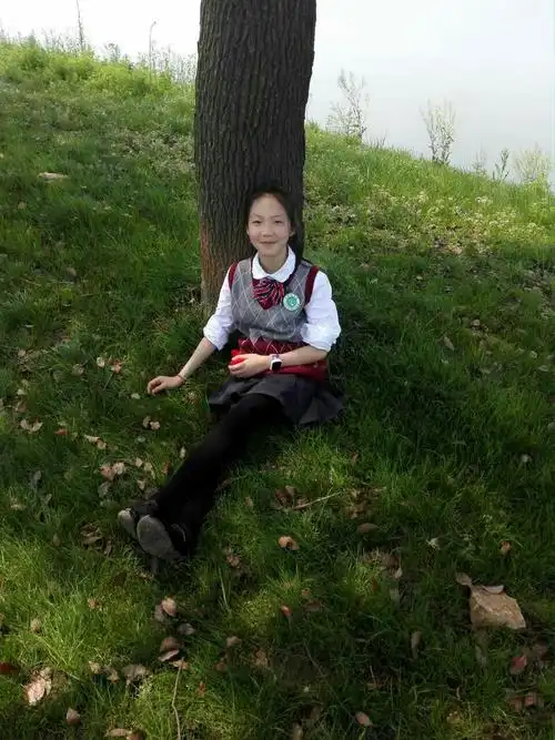 "春游柳叶湖 赞美我家乡" 白鹤镇中学社会实践活动 ——五,六年级游览