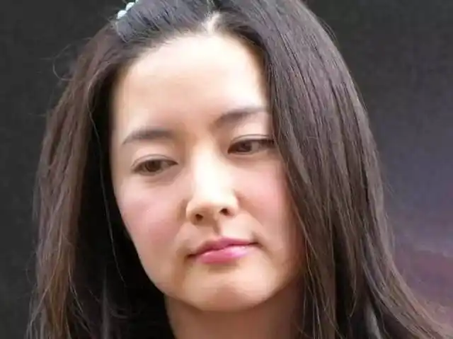 醒醒吧!圆脸比瓜子脸好看,可惜你是大饼脸