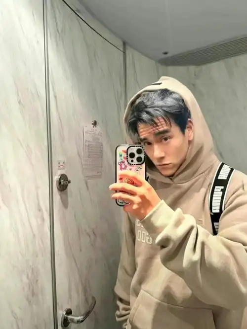 彭于晏照片  彭于晏真的太帅了.