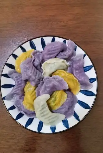 彩色饺子