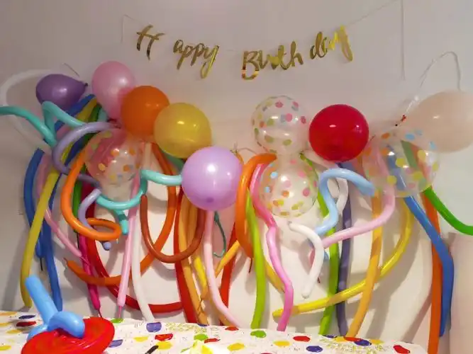 在家怎样布置ins风的生日场景