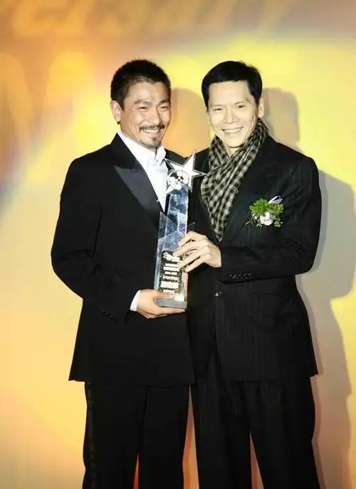 她被刘德华拉入黑名单此生不再合作就连向华强出面都不管用