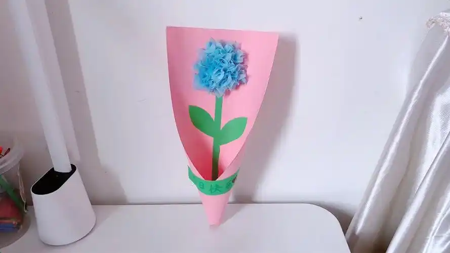 此创意简直太美!口罩告别病毒,华丽转身变成花,朋友见了都夸好