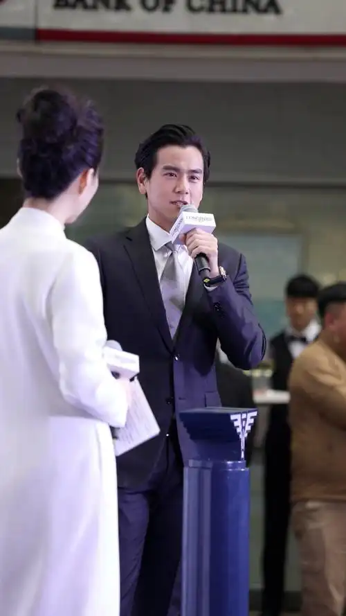 彭于晏配上大背头真帅#彭于晏