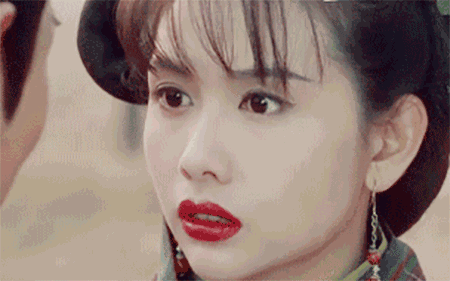 但我说她最好看的look是小昭;还有一个朱茵眨眼……朱茵今年也46岁了