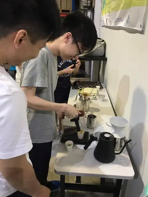 行业探索:青少年咖啡师特训课程 第二季 - barista hk