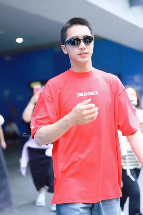 许魏洲我站的地方是中国#    山东蓬莱76上海虹