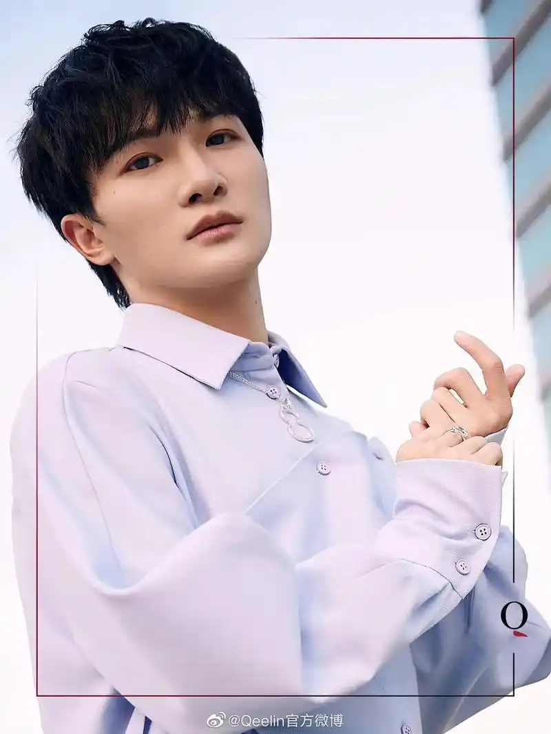 qeelin.天籁歌声相伴,歌手@卡布叻_周深 佩戴#qee - 抖音