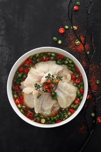 奔驰在上海第一家川菜馆,西餐厅开业!不卖车全球第七家!