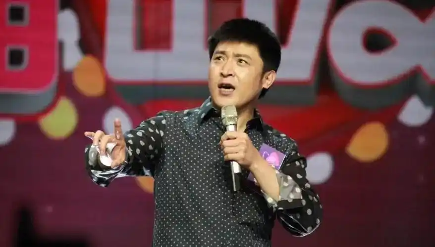 春晚红人孙涛17次上春晚零绯闻 孙涛个人资料及老婆 - 明星话题