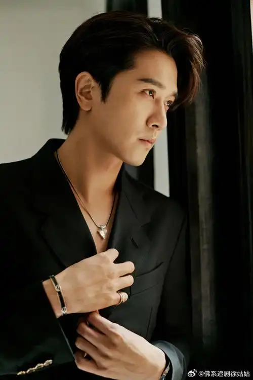 彭冠英玫瑰故事官宣##彭冠英造型适配度