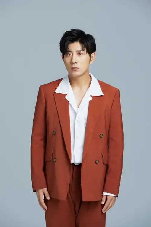 figaro星报##0802高晓攀生日快乐