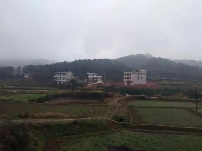 湖南省邵阳市邵东县004县道靠近黄金塘