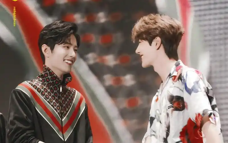 夏天来了#陈情令花絮 #王一博 #肖战 #肖战王一博同框_哔哩哔哩 (゜