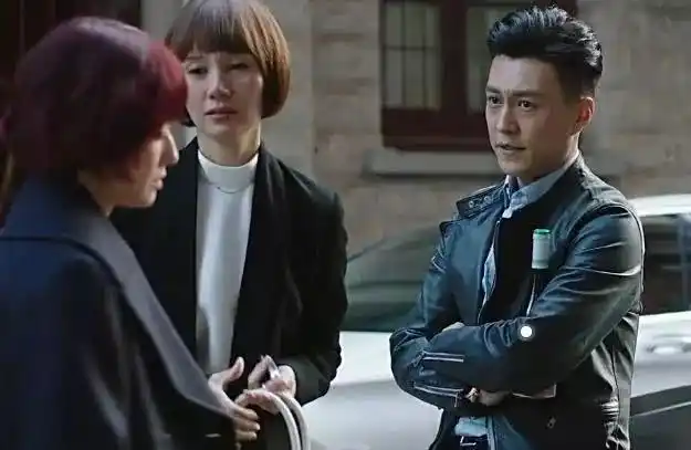 认为她与贺涵没有在一起并非是罗子君的原因,自己与贺涵已经十年的