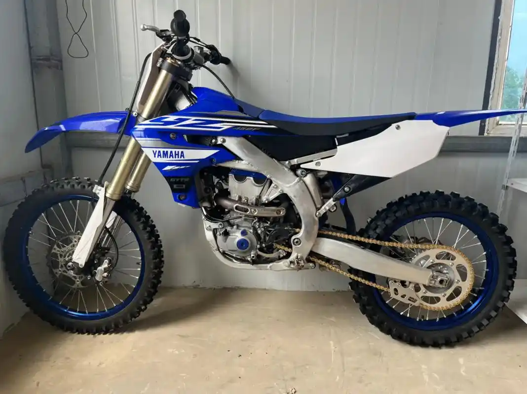 场地越野摩托车yz450f yzf450 暴力野兽 雅马哈# - 抖音