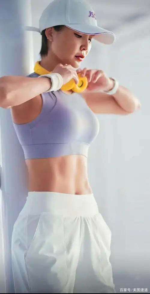 壁纸第十一期健身美女2