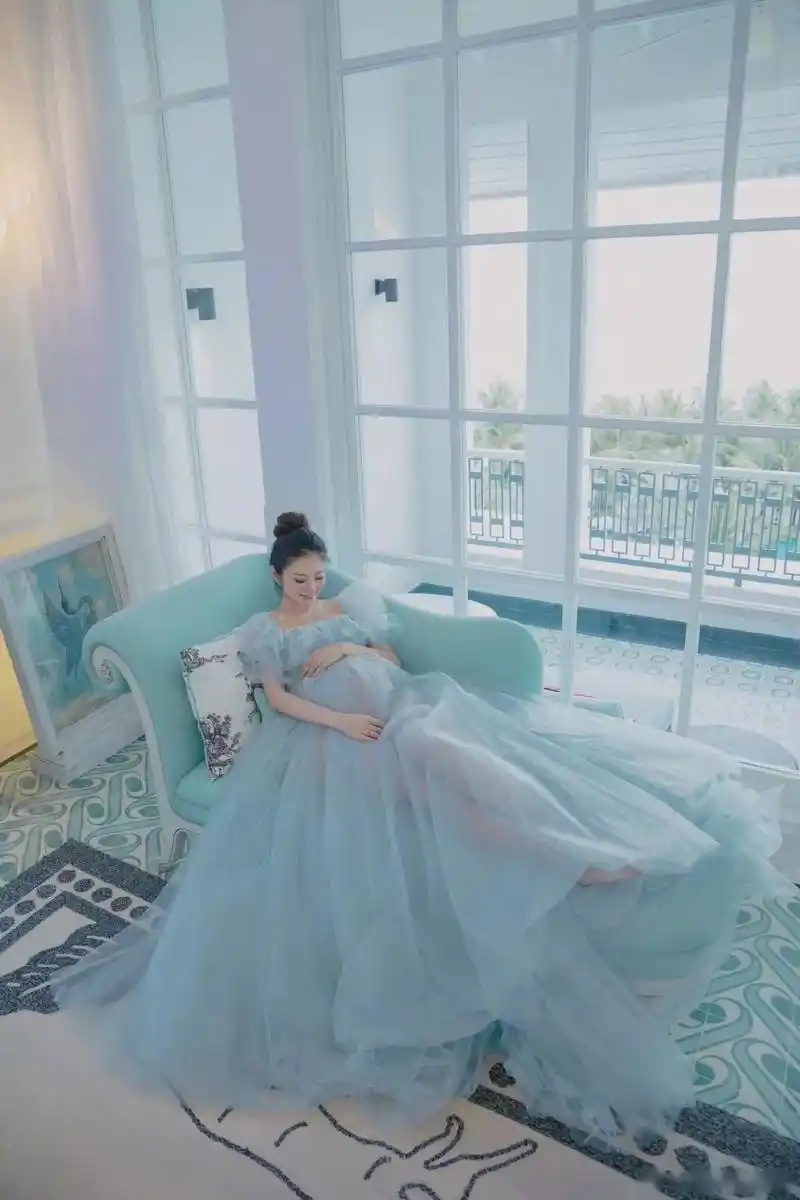 安以轩生子, 安以轩晒孩子脚丫照片,宣布生子喜讯,恭喜恭喜,心疼仙剑