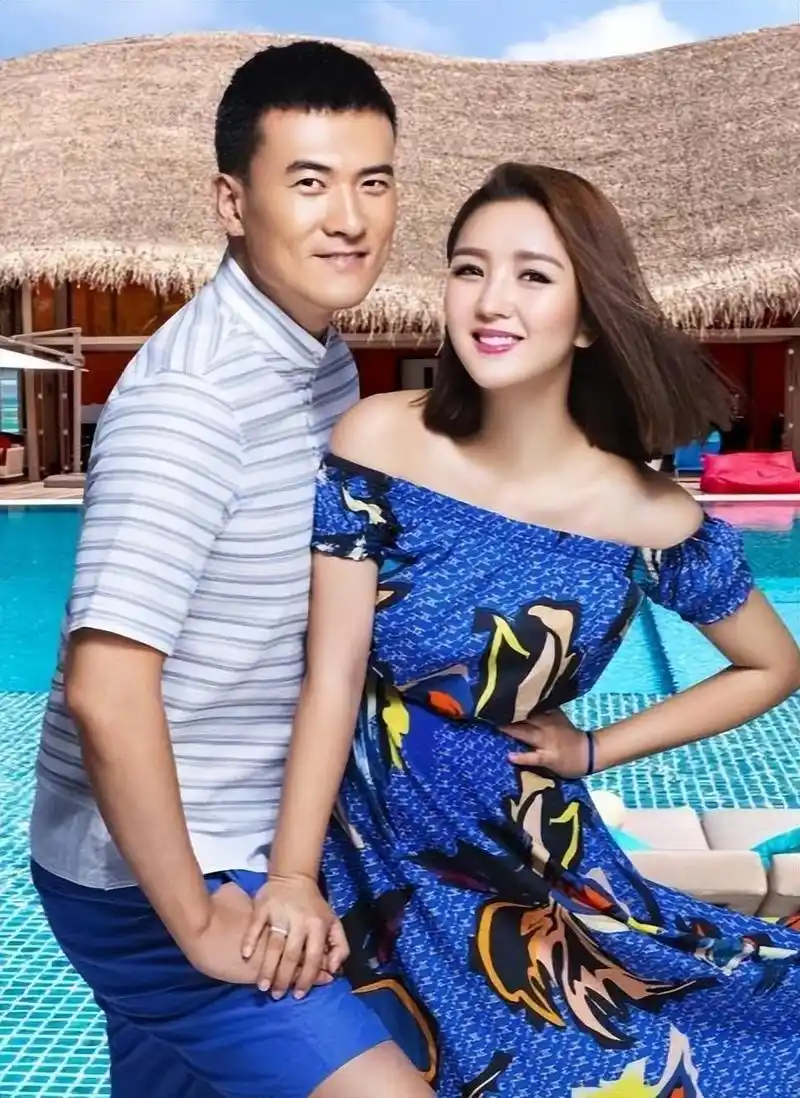 何洁与释小龙:十年河东,十年河西,身家过亿与郭德纲预言的印证 何洁与