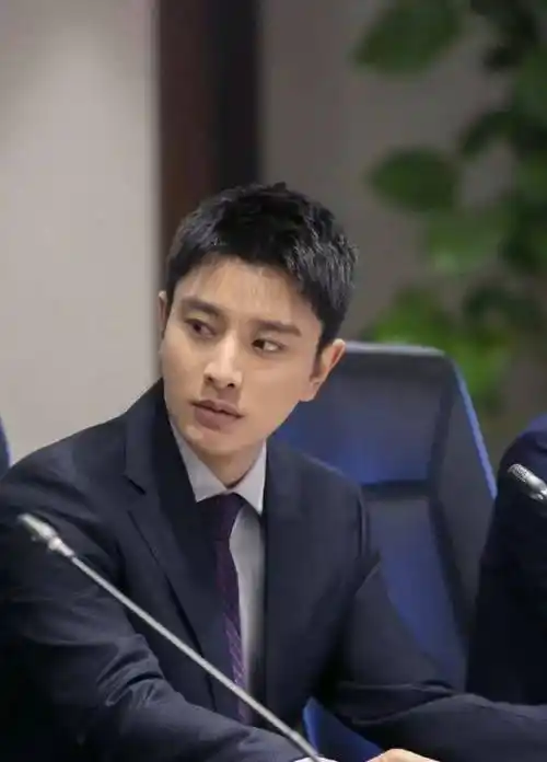 陈晓出轨童瑶赵丽颖林更新友情变爱情张子枫被前男友吸血贾乃亮卖假货