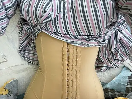 今天是腰腹环吸第9天啦,初腰围是7191昨天量是6_圈子-新氧美容整形