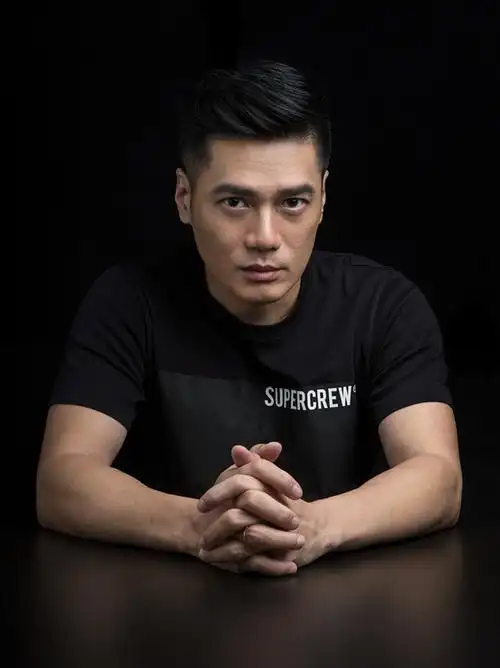 关德辉新歌首发诠释成熟男人的爱情哲学