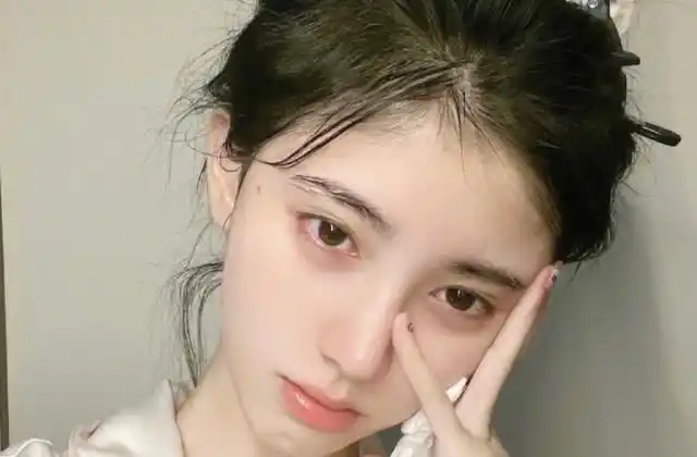 27岁鞠婧祎素颜模样火了晒洗脸照力证美貌皮肤嫩如婴儿肌