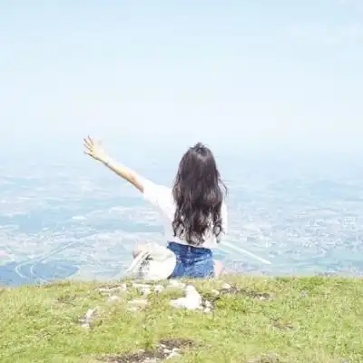 小清新女生头像 背影