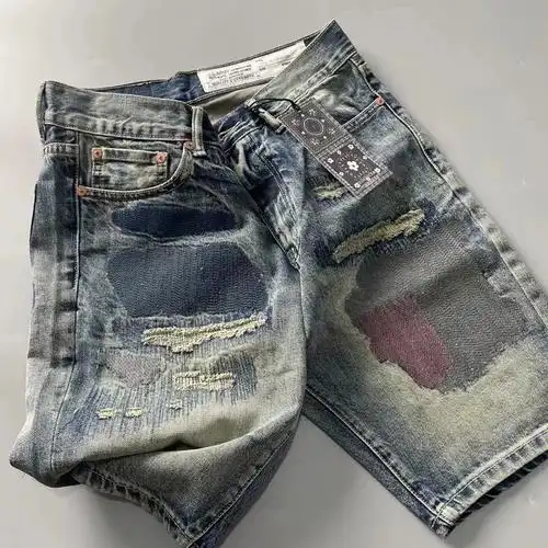 补丁牛仔短裤