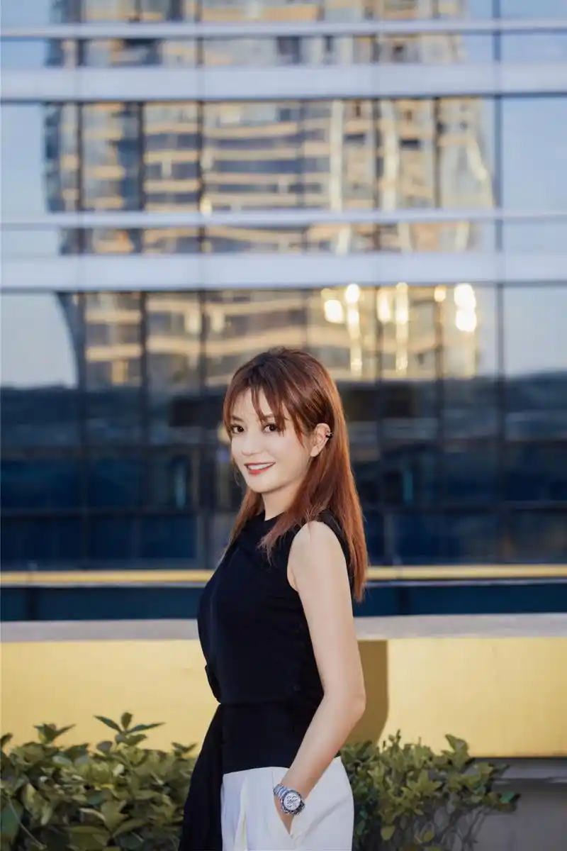 0 跟贴 x 用微信扫描二维码 分享至好友和朋友圈 赵薇,我们都很熟悉了