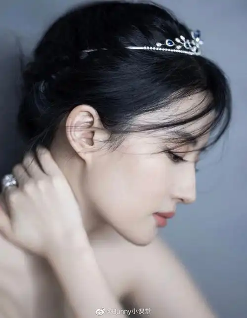 刘亦菲完美侧脸