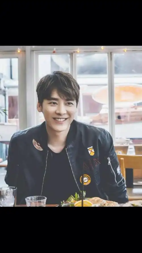 李易峰爱笑男孩