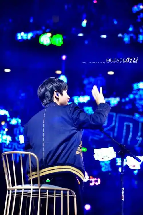 想要王俊凯再次看见最美的蓝海吗?