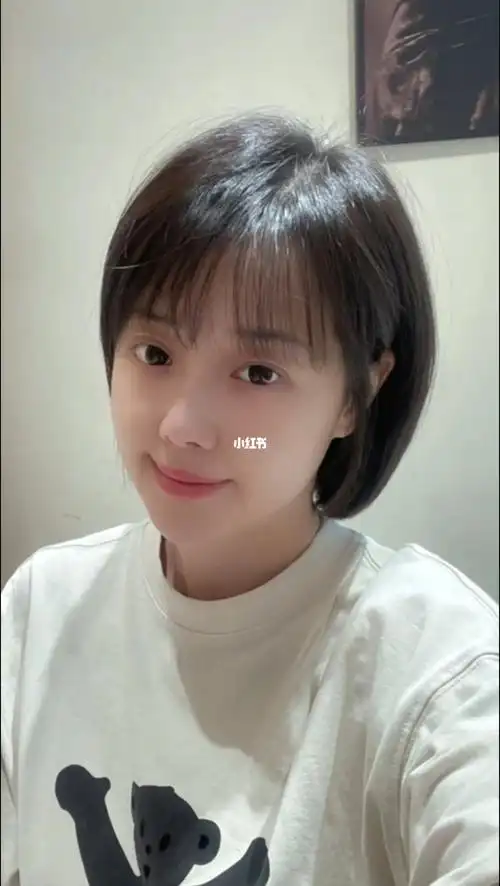 甜美风格搭配减龄发型#女生短发发型  #渝北发型设计